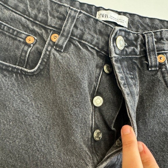Zara Jeans Womens Size 6 Black Wide Leg High Rise Button Fly Raw Hem Denim - Picture 8 of 8